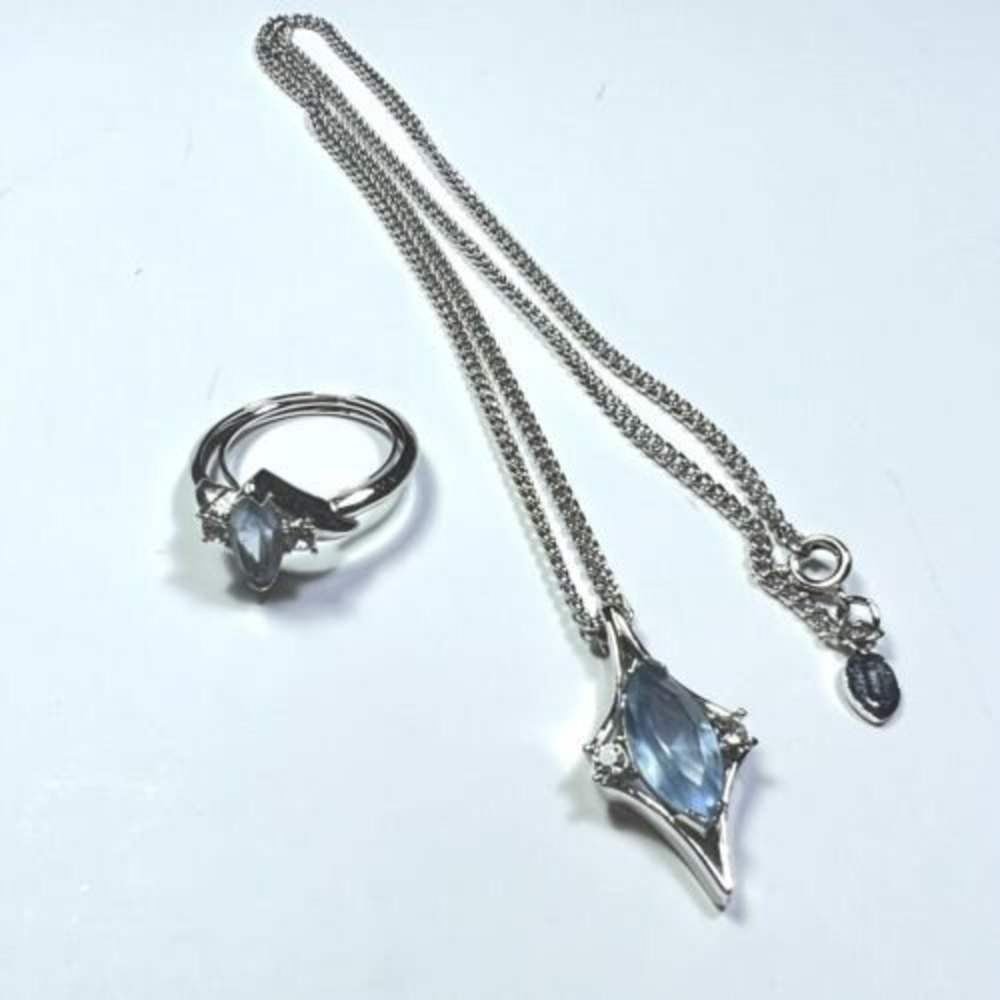 Vintage Avon Ring and Necklace Set Original Ring Box Blue Stone